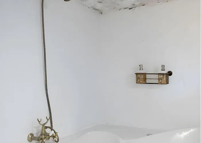 Дом отдыха Cave Experience *