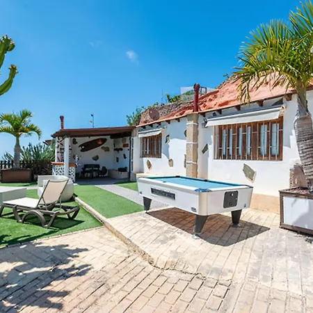 Cave Experience بيت للعطل *